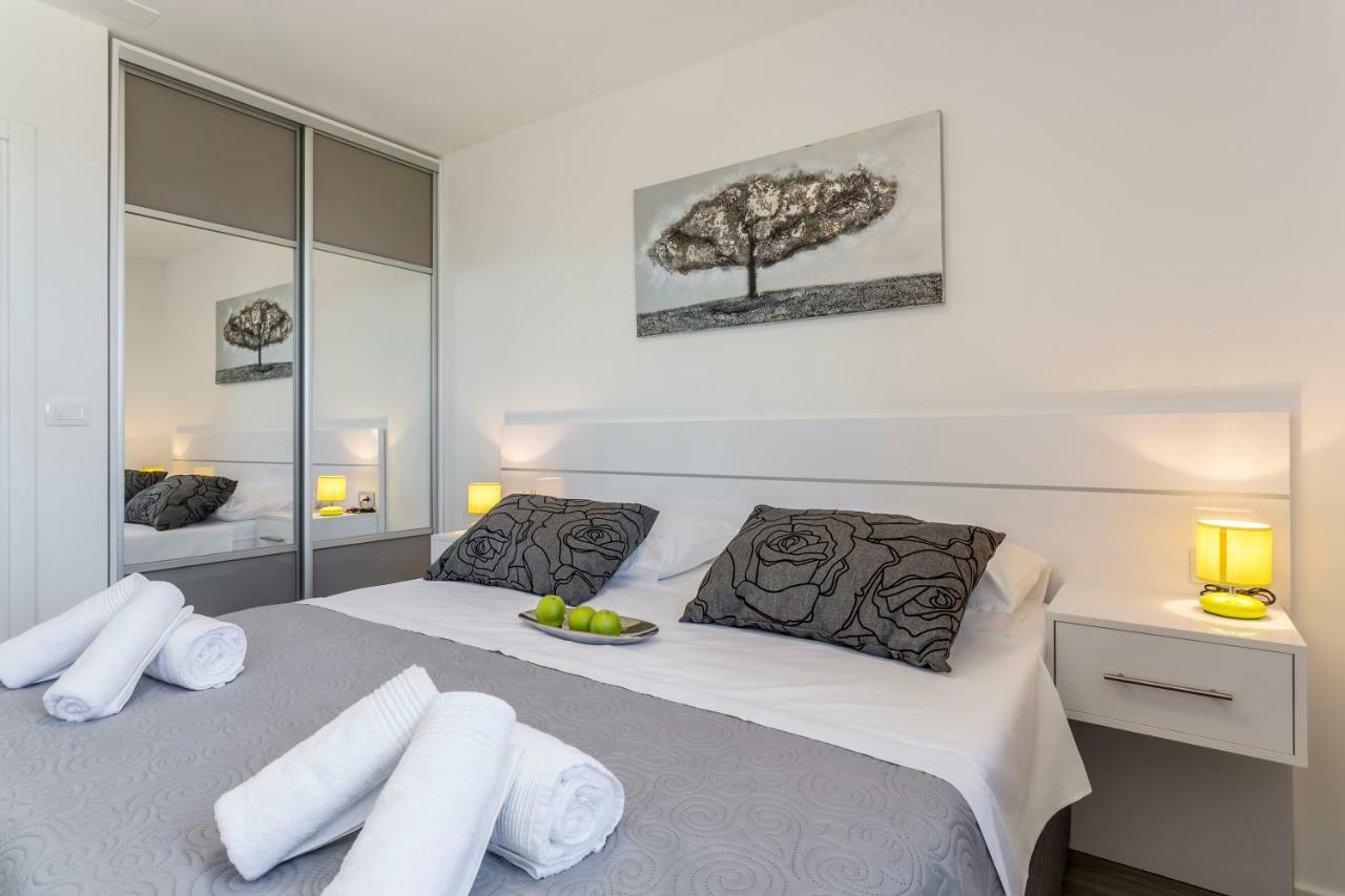 Apartments Villa 19 Podstrana Extérieur photo